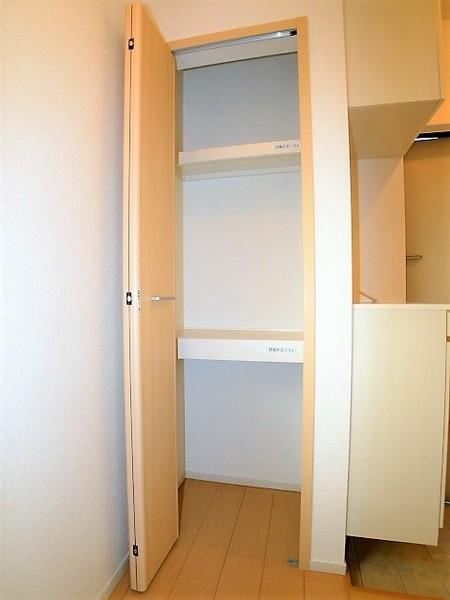プレゼントミューズ（302） 収納