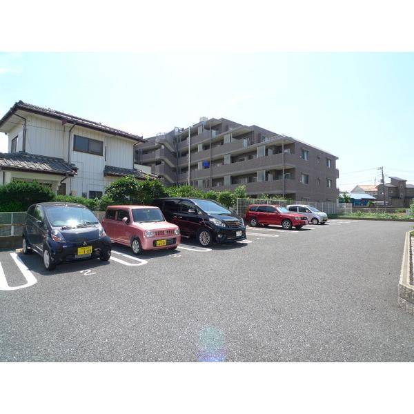 ハピネス（朝霞台）（105） 駐車場