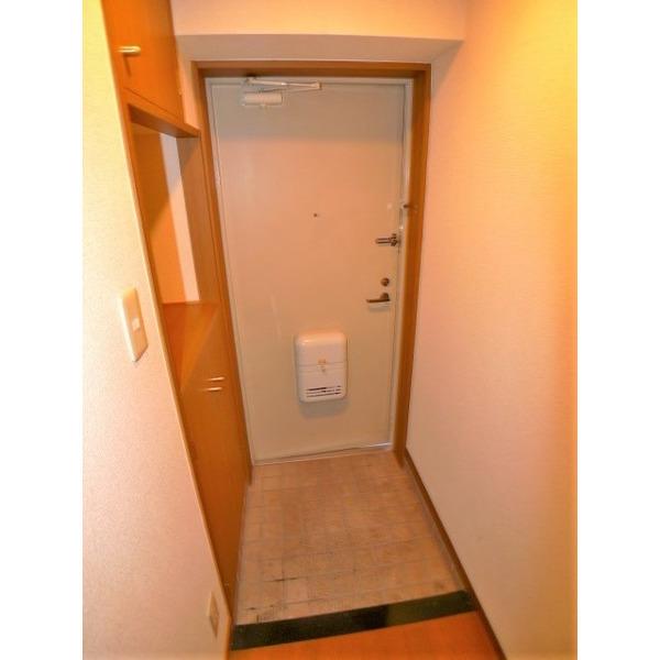 リンデンハイム赤塚（204） 玄関