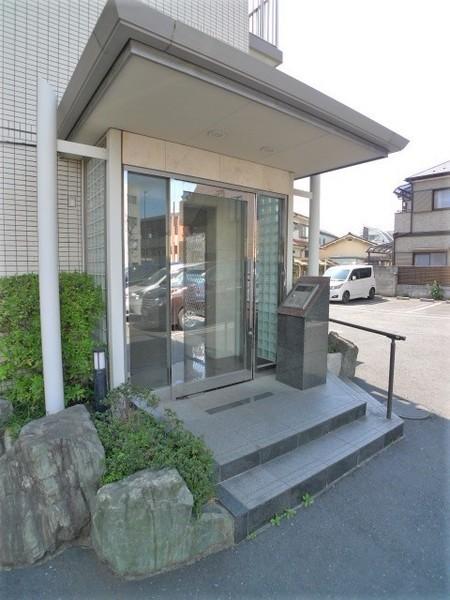 マノワール鈴木（105） エントランス