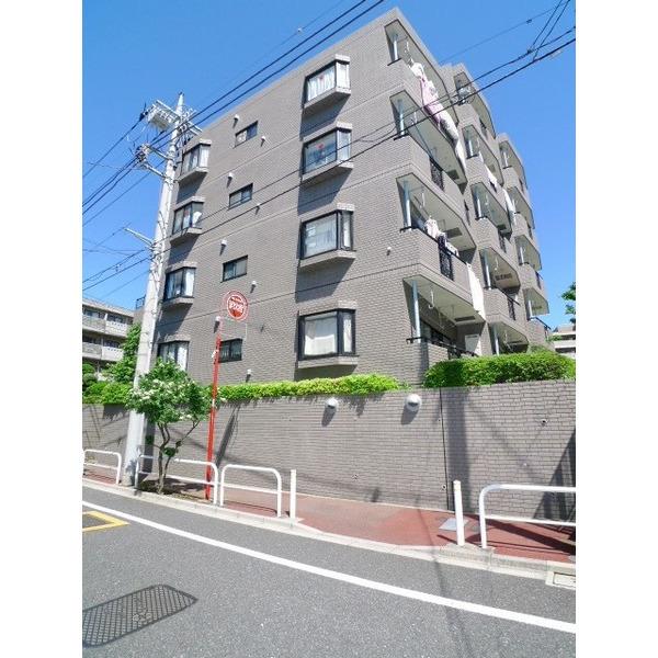 ロイヤルメドウ（101） 外観