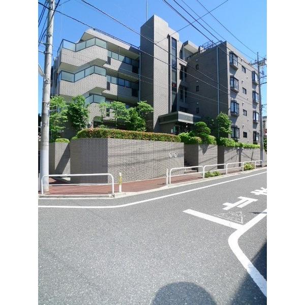 ロイヤルメドウ（101） 外観
