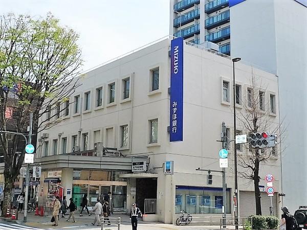 みずほ銀行成増支店：450m