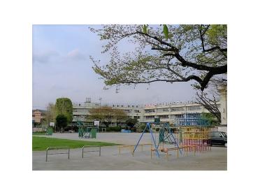 板橋区立成増ケ丘小学校：542m