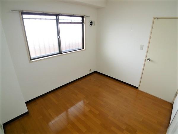 長瀬第三マンション（502） 部屋画像
