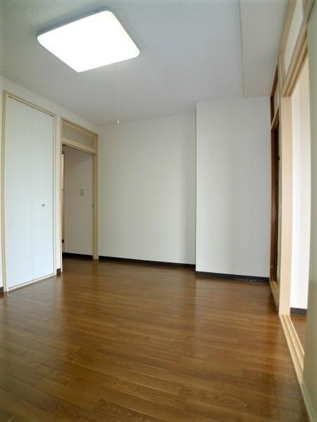 長瀬第三マンション（502） 部屋画像