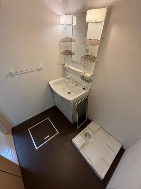 朝霞市岡アパート 部屋画像