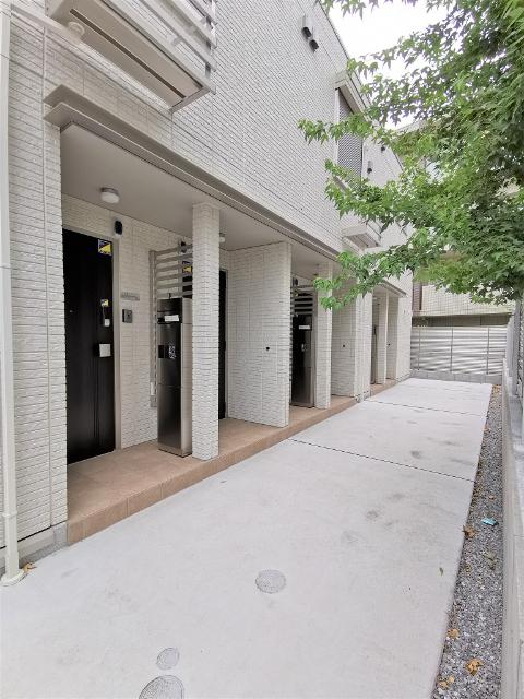 アンジュール氷川台（205） エントランス