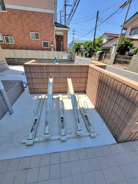 朝霞市大字膝折アパート 共有部分