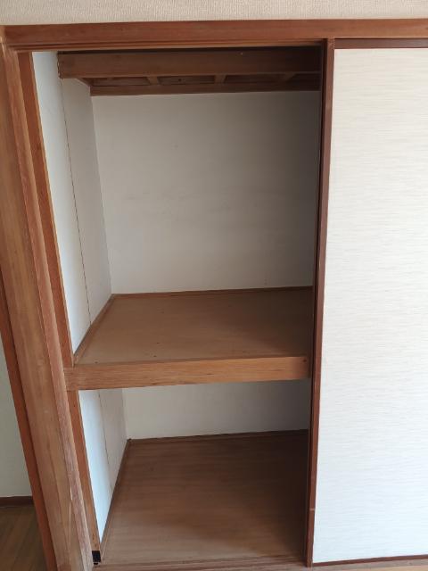 ハイツ香月（203） 収納