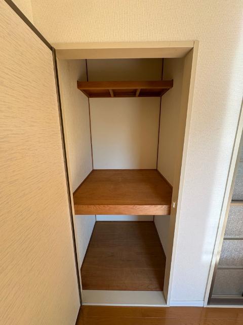ソレイユ若宮（A102） 収納
