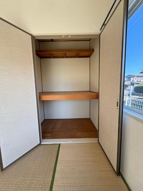 ソレイユ若宮（A102） 収納