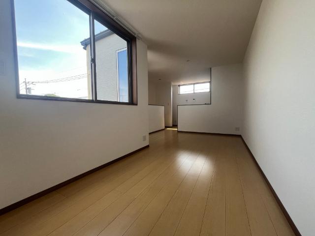 佐賀市久保泉町大字下和泉アパート リビング