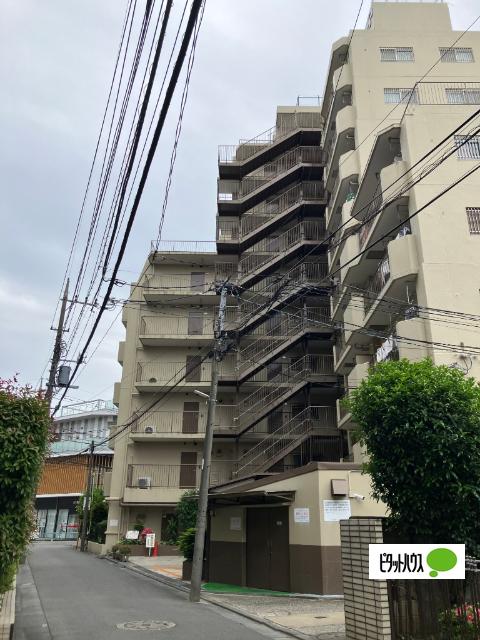 東側