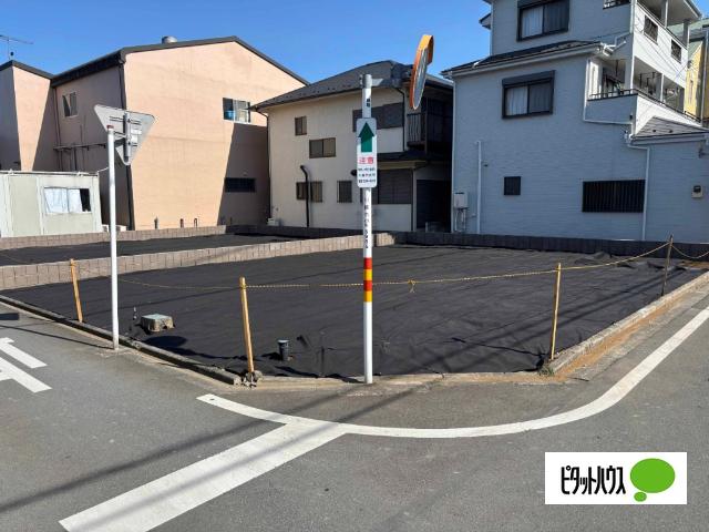 西側から撮影　土地面積40坪以上