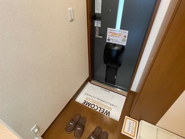 サブリナガーデン（103） 玄関