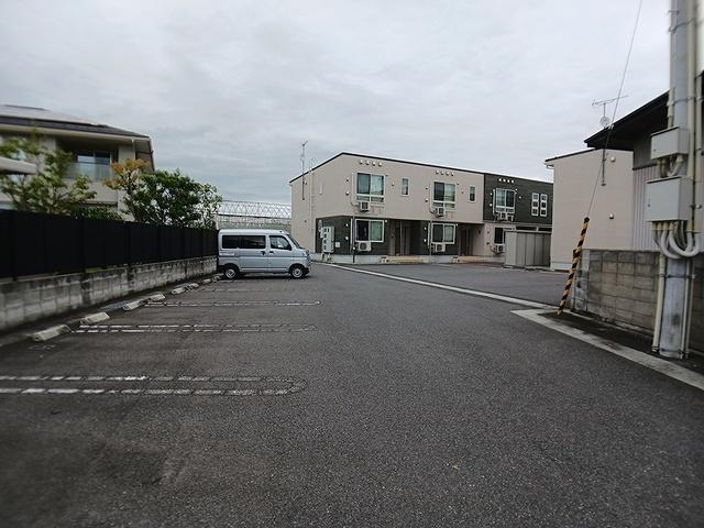 ヴィラ・シャンテＡ（101） 駐車場