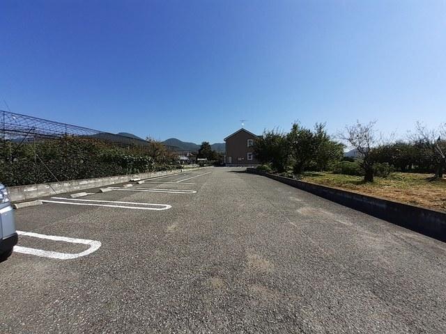 キルシェ　プラッツ（102） 駐車場