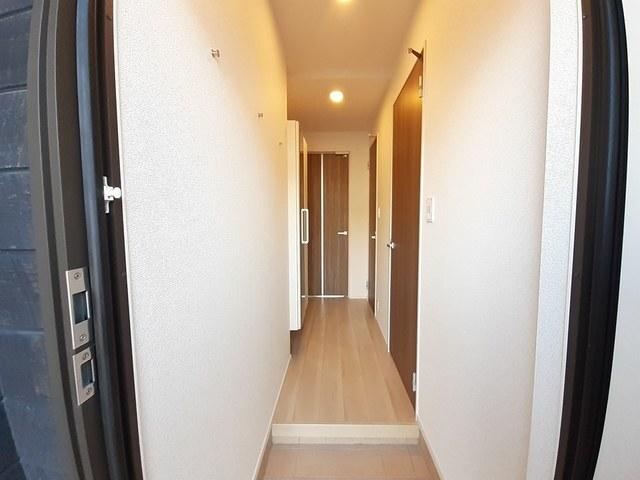 グランド・メゾン東根　参番館（104） 玄関