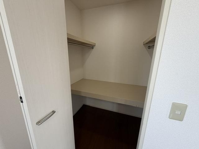 セジュール あかねヶ丘（201） 収納