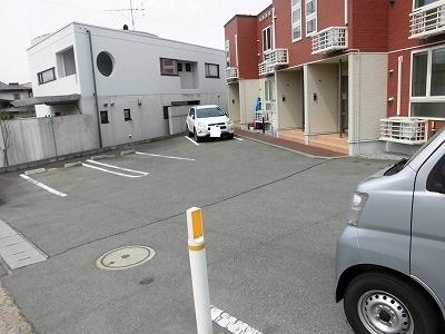 プラシードⅠ（103） 駐車場