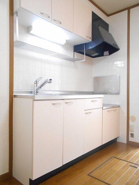 リッチオークヒルズ　Ｂ（211） キッチン
