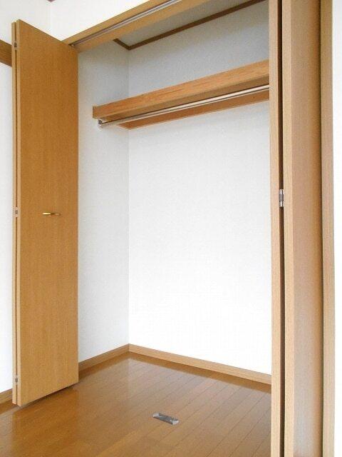 リッチオークヒルズ　Ｂ（211） 収納