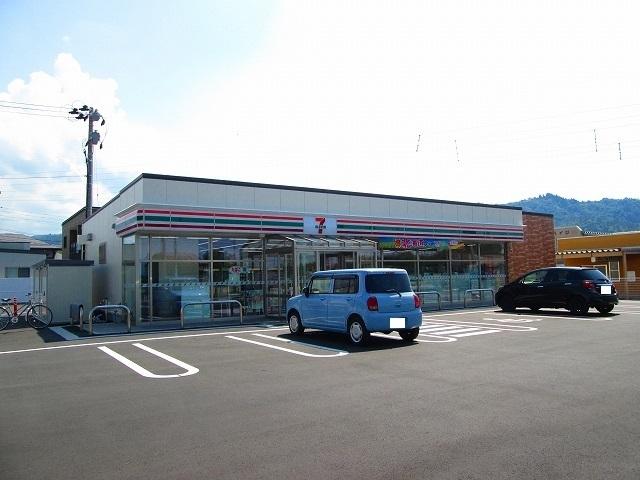 セブンイレブン林泉寺店：650m