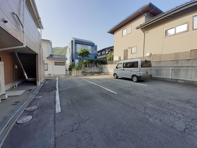 カ−サスズキ（203） 駐車場