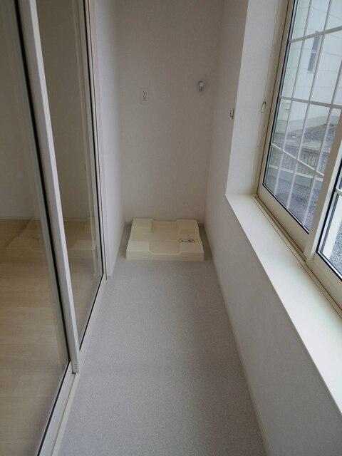 グランドホープ参番館（102） 室内