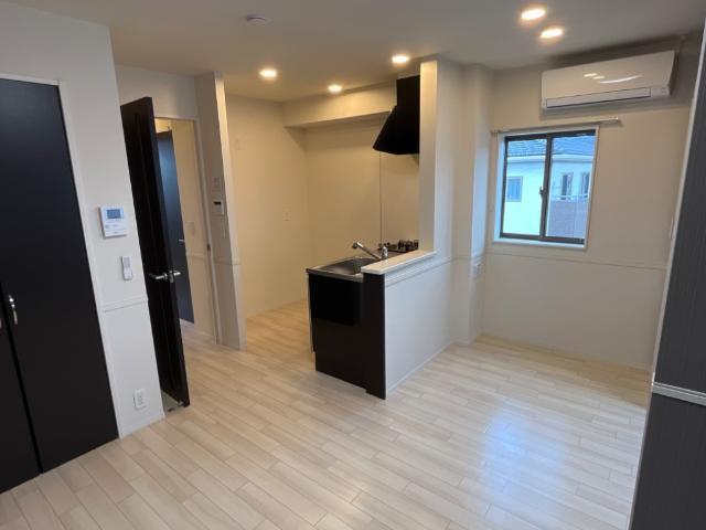 アンサンブル 部屋画像