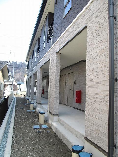 ヴィレッタ（105） エントランス