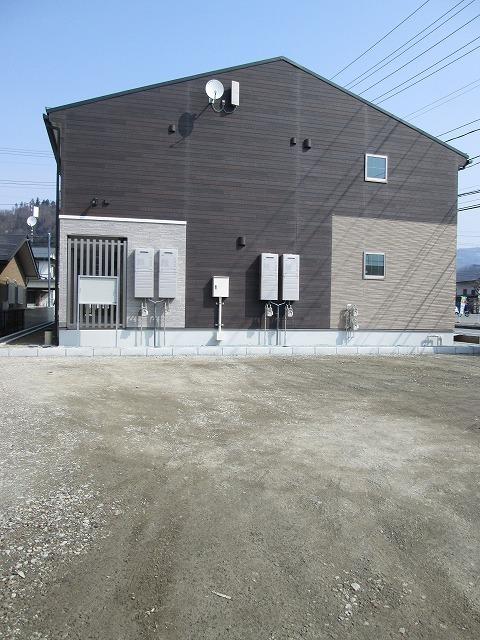 ヴィレッタ（105） 駐車場