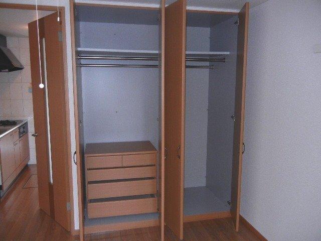 アムール中央 収納