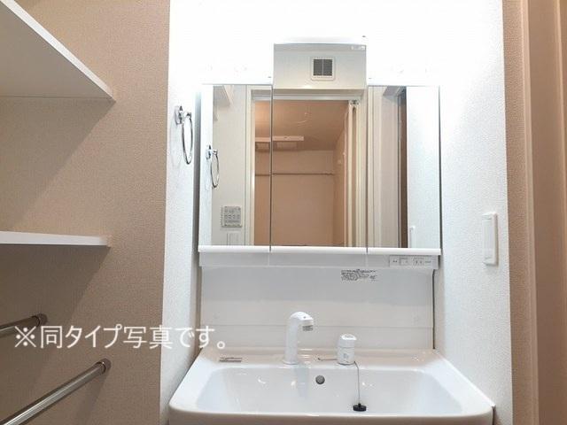 ソルナシエンテ　ウエスト（101） 洗面
