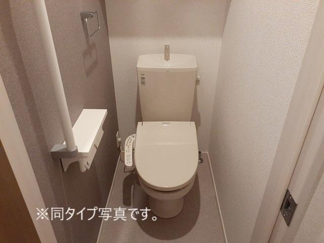 ソルナシエンテ　ウエスト（101） トイレ