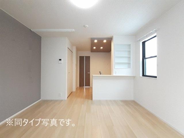 ソルナシエンテ　ウエスト（101） 室内