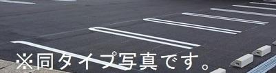 ソルナシエンテ　ウエスト（202） 駐車場