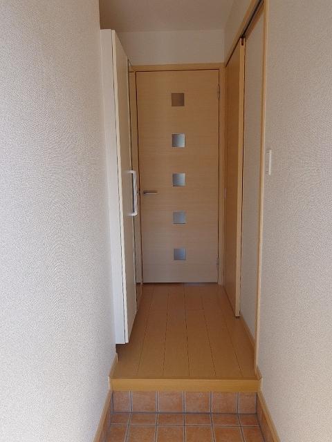 アスペンベールＦ（103） 玄関