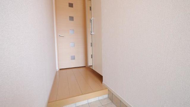 アウローラＣ（102） 玄関