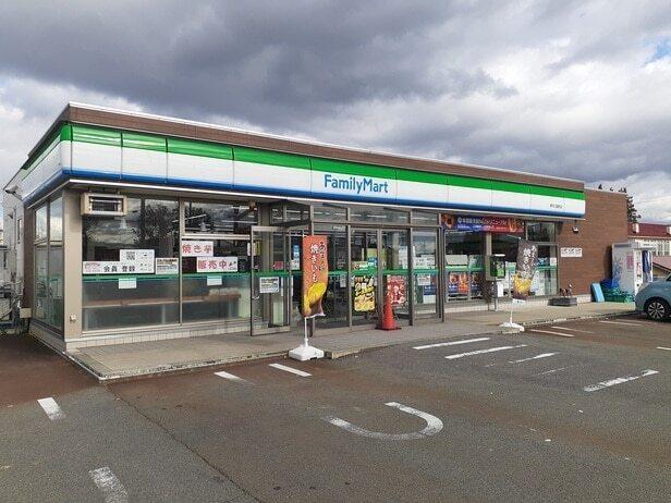 ファミリーマート：400m