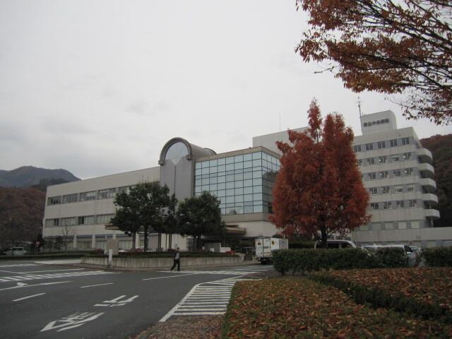 公立学校共済組合東北中央病院：1072m