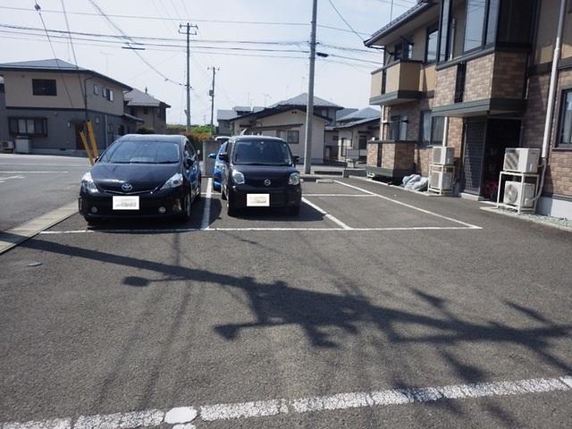 ブォナ・ジョルナータ（103） 駐車場