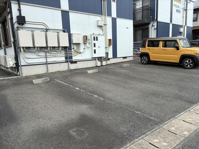 アバンティ成沢西　Ⅱ（A） 駐車場
