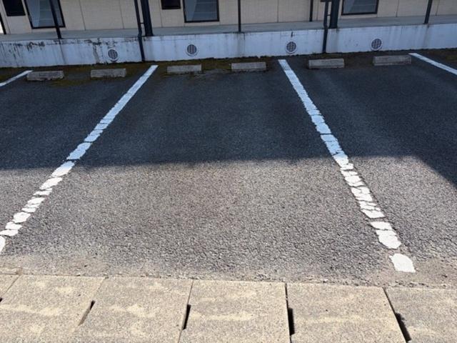 ブランファサード　ＣＤ（C105） 駐車場