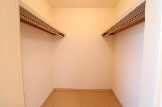 リビングタウン御経塚（102） 部屋画像