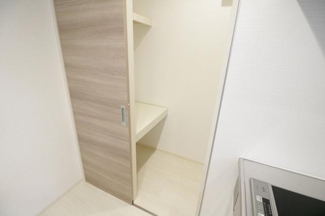 クラレット（101） 収納