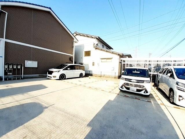 はなみずき（102） 駐車場