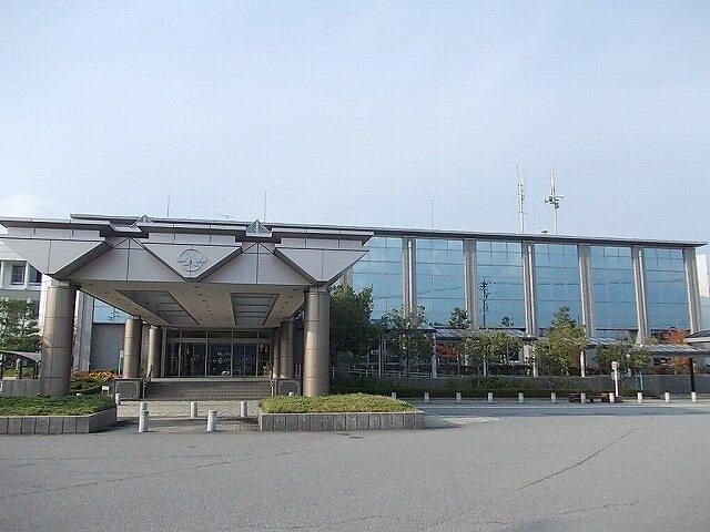 津幡町役場：1900m