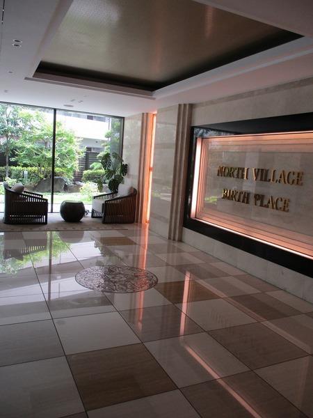 NORTH VILLAGE BIRTH PLACE（401） ロビー